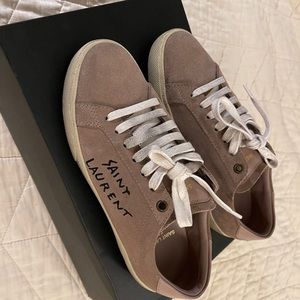 Saint Laurent Court Classic Rose Antique Size 35 1/2